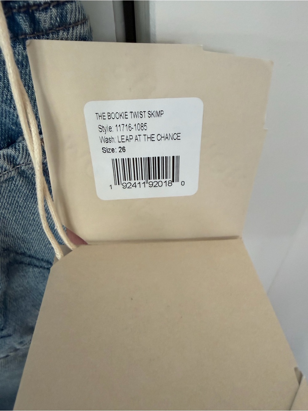MOTHER Bookie Twist Bootcut Jeans NWT - Picture 4 of 8